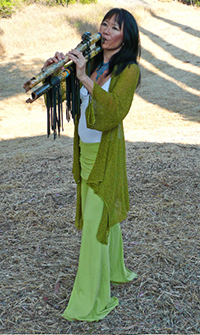 Suzanne Teng Native American Flute
